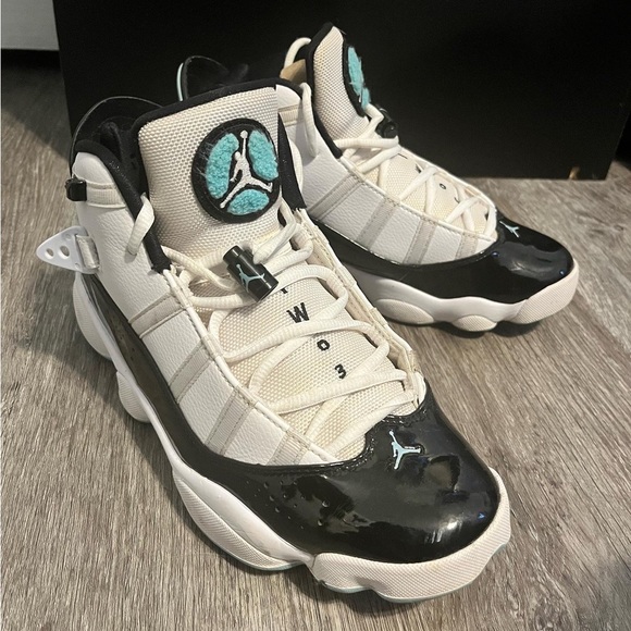 Jordan 6 Rings - Picture 4 of 7